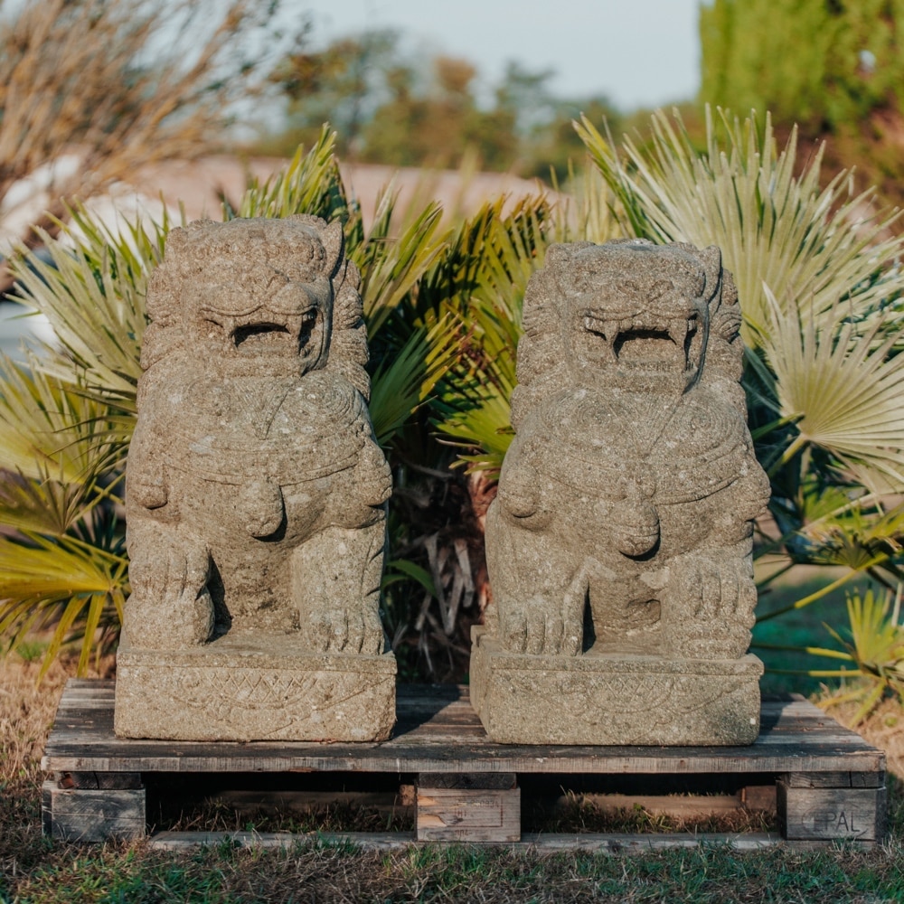 Pair of 2 Lions dog fu in natural stone 75cm